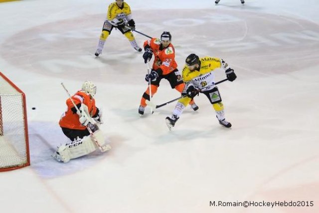 Photo hockey reportage Continental Cup J3 Match 6 : Victoire et qualification.