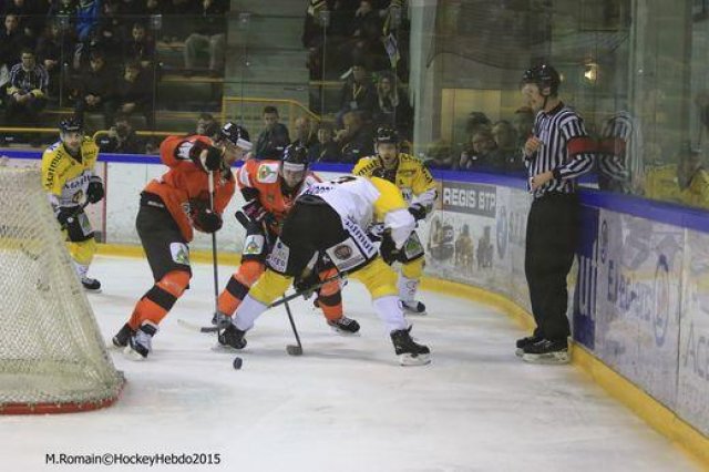Photo hockey reportage Continental Cup J3 Match 6 : Victoire et qualification.