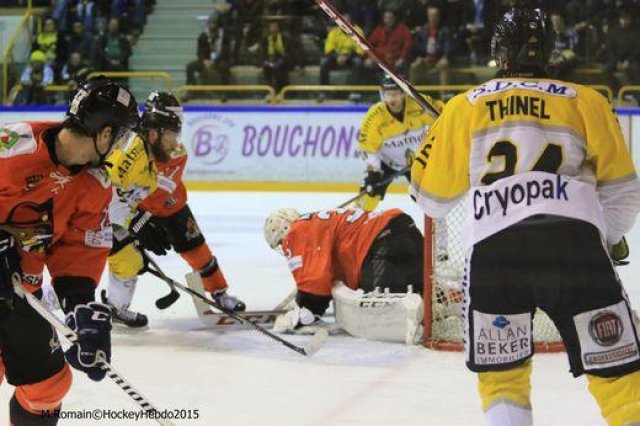 Photo hockey reportage Continental Cup J3 Match 6 : Victoire et qualification.