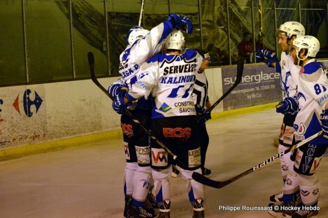 Photo hockey match Courbevoie  - Courchevel-Méribel-Pralognan le 28/11/2015