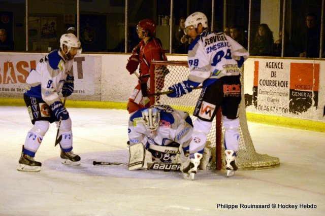 Photo hockey match Courbevoie  - Courchevel-Méribel-Pralognan le 28/11/2015