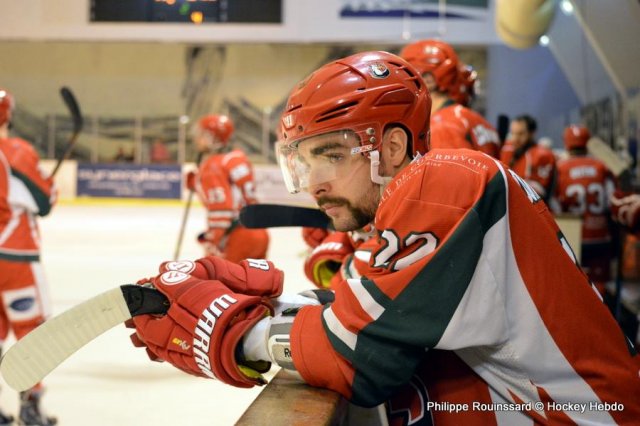 Photo hockey match Courbevoie  - Courchevel-Méribel-Pralognan le 28/11/2015