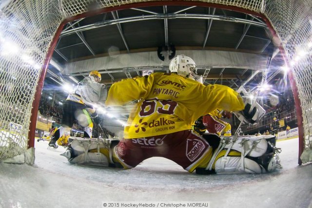 Photo hockey match Strasbourg  - Dijon  le 04/12/2015