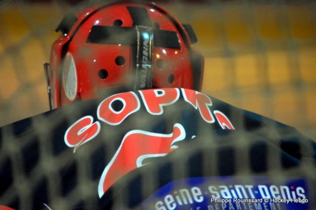 Photo hockey match Neuilly/Marne - Courbevoie  le 05/12/2015