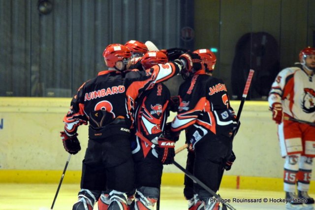 Photo hockey match Neuilly/Marne - Courbevoie  le 05/12/2015