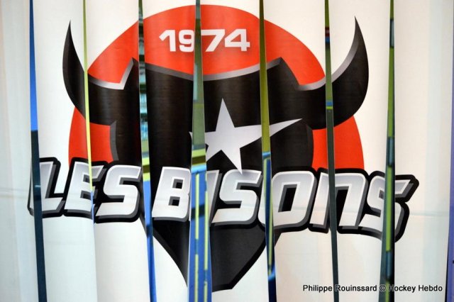 Photo hockey match Neuilly/Marne - Courbevoie  le 05/12/2015