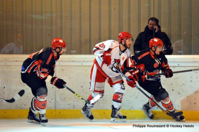 Photo hockey match Neuilly/Marne - Courbevoie  le 05/12/2015