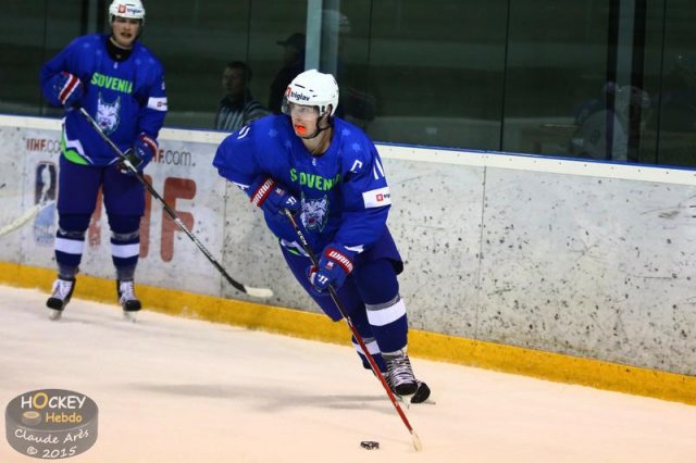 Photo hockey match Slovenia - France U20 le 13/12/2015