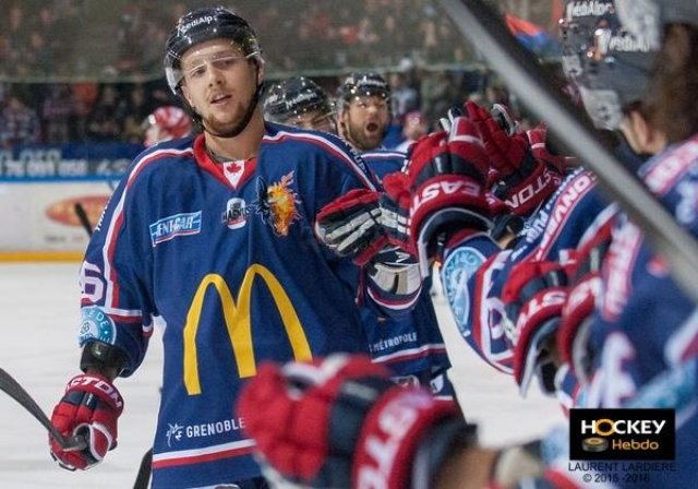 Photo hockey match Grenoble  - Lyon le 30/12/2015