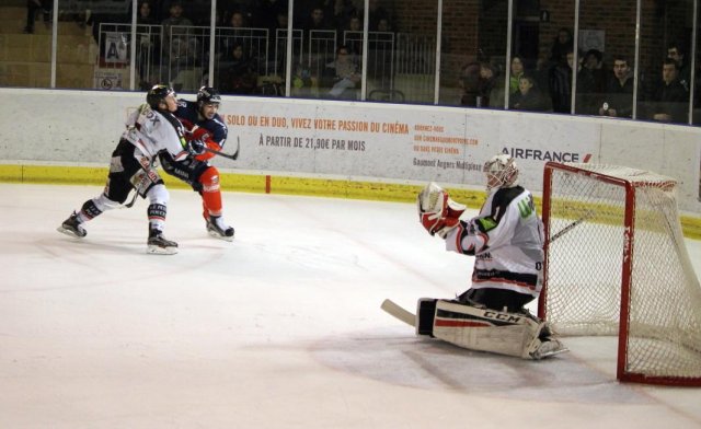 Photo hockey match Angers  - Amiens  le 30/12/2015