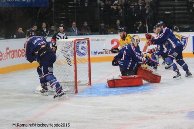 Photo hockey reportage CDF 16 Marine