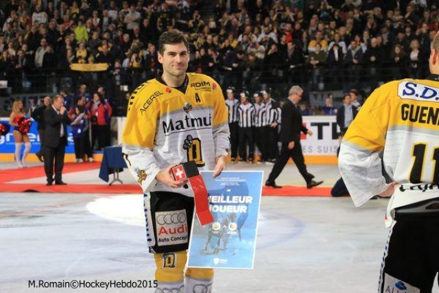 Photo hockey reportage CDF 16 Marine