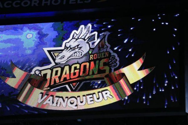 Photo hockey reportage CDF 16 Marine