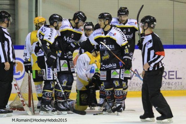 Photo hockey match Rouen - Strasbourg  le 05/01/2016