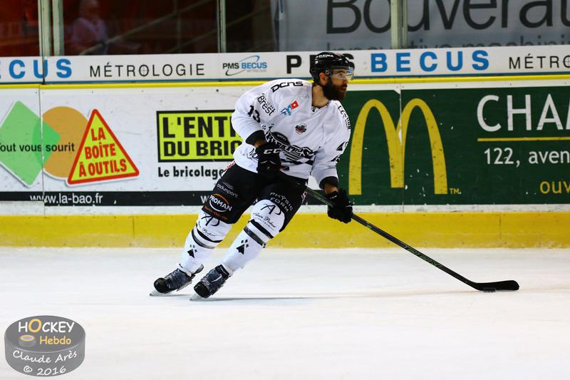Chamonix  2 - 3 Brest 