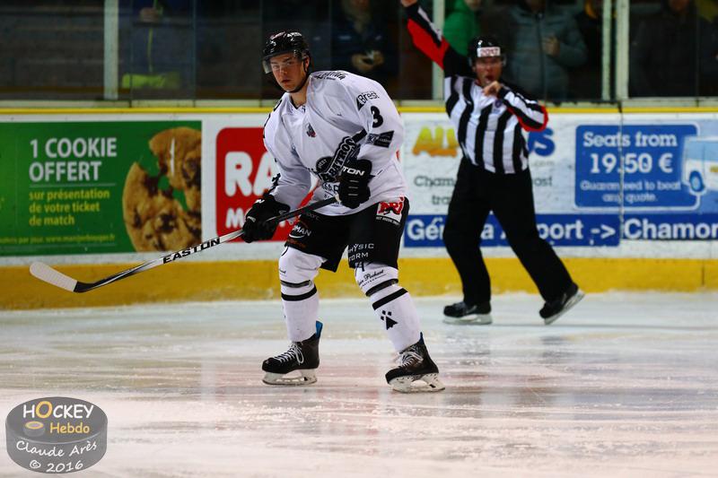 Chamonix  2 - 3 Brest 