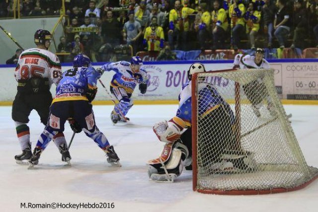 Photo hockey reportage Finale Conti Cup J3 Match5 la surprise italienne