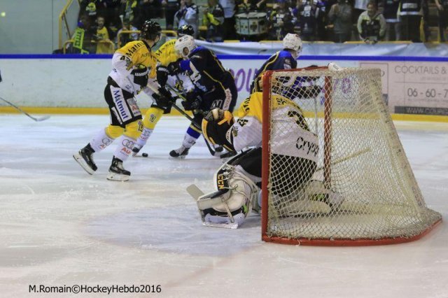 Photo hockey reportage Finale Conti Cup : Du sérieux, de l’envie, le titre et l’euphorie.