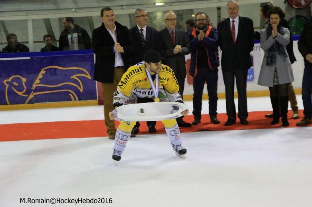 Photo hockey reportage Finale Conti Cup : Du sérieux, de l’envie, le titre et l’euphorie.