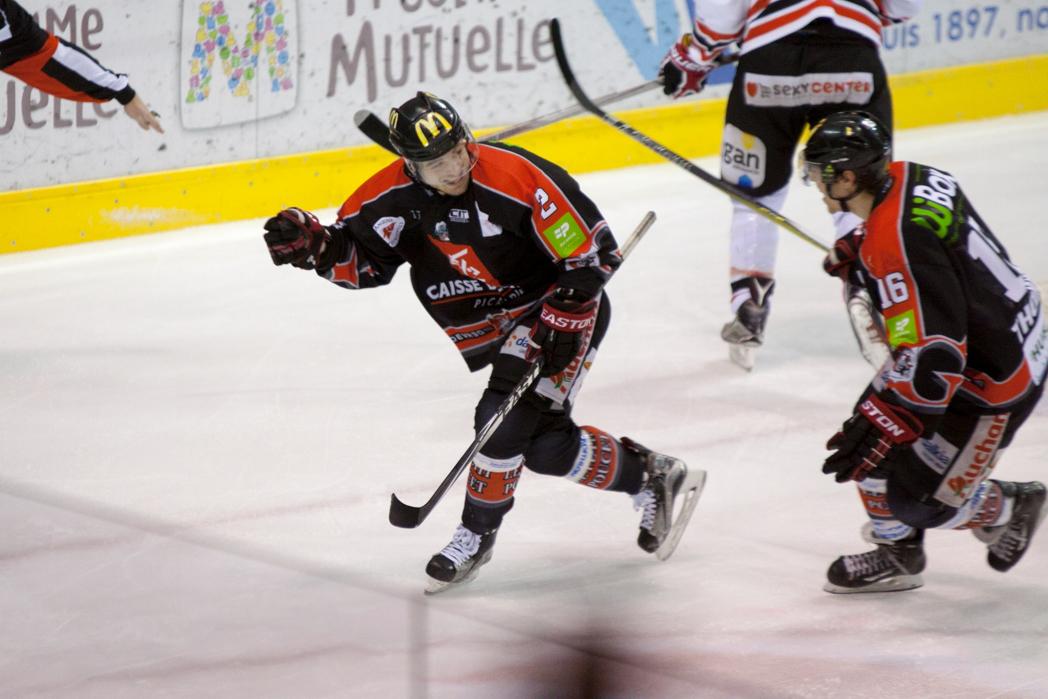 Amiens  5 - 4 Bordeaux