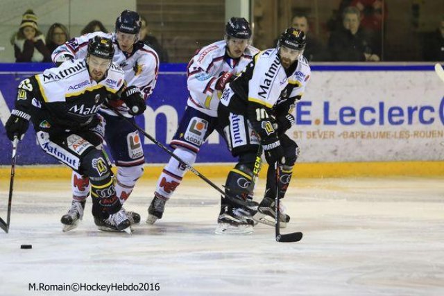 Photo hockey match Rouen - Grenoble  le 22/01/2016