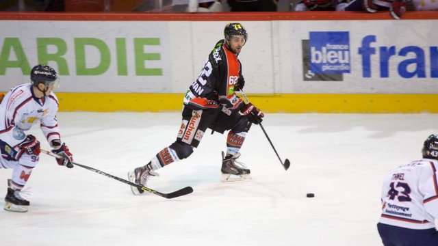 Photo hockey match Amiens  - Grenoble  le 31/01/2016