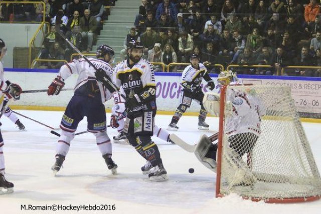 Photo hockey match Rouen - Grenoble  le 24/02/2016