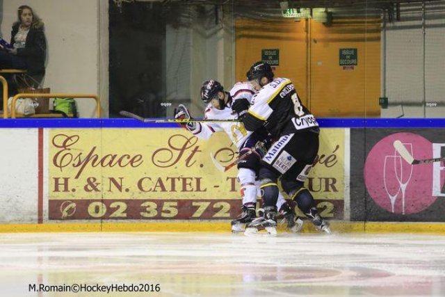 Photo hockey match Rouen - Grenoble  le 24/02/2016