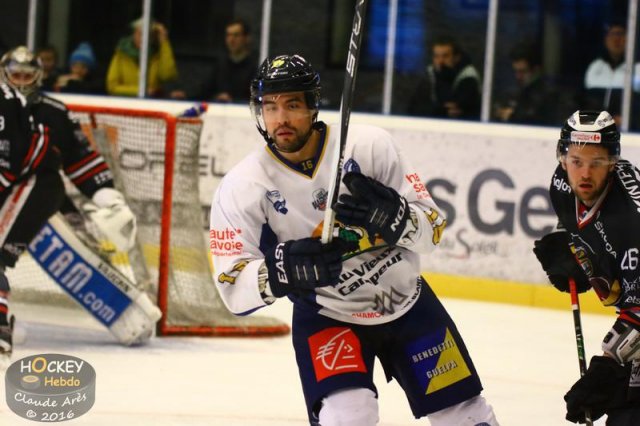 Photo hockey match Morzine-Avoriaz - Chamonix  le 01/03/2016