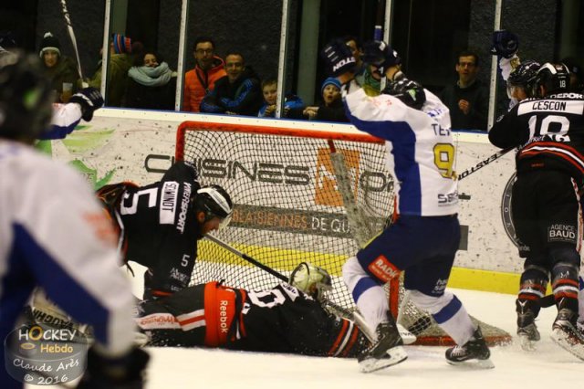 Photo hockey match Morzine-Avoriaz - Chamonix  le 01/03/2016