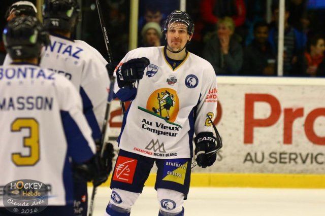 Photo hockey match Morzine-Avoriaz - Chamonix  le 01/03/2016