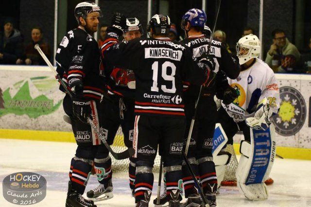 Photo hockey match Morzine-Avoriaz - Chamonix  le 01/03/2016