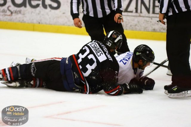 Photo hockey match Morzine-Avoriaz - Chamonix  le 01/03/2016