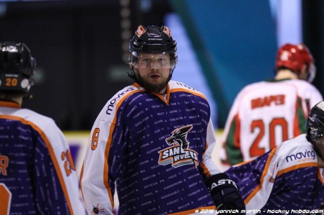 Photo hockey match Clermont-Ferrand - Courbevoie  le 09/04/2016