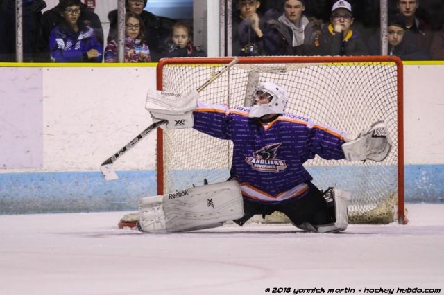 Photo hockey match Clermont-Ferrand - Courbevoie  le 09/04/2016