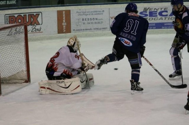 Photo hockey match Mont-Blanc - Neuilly/Marne le 27/01/2009