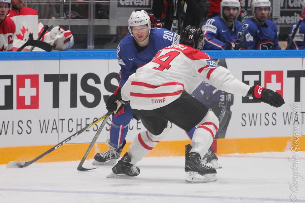 Canada 4 - 0 France