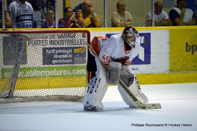 Photo hockey reportage Les Ducs déjouent le Gamyo