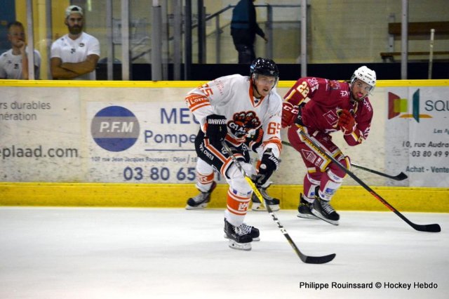 Photo hockey reportage Les Ducs déjouent le Gamyo