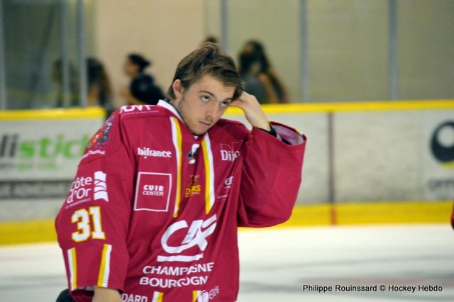 Photo hockey reportage Les Ducs déjouent le Gamyo