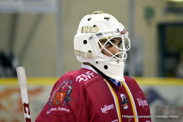 Photo hockey reportage Les Ducs déjouent le Gamyo