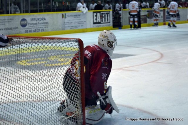 Photo hockey reportage Les Ducs déjouent le Gamyo