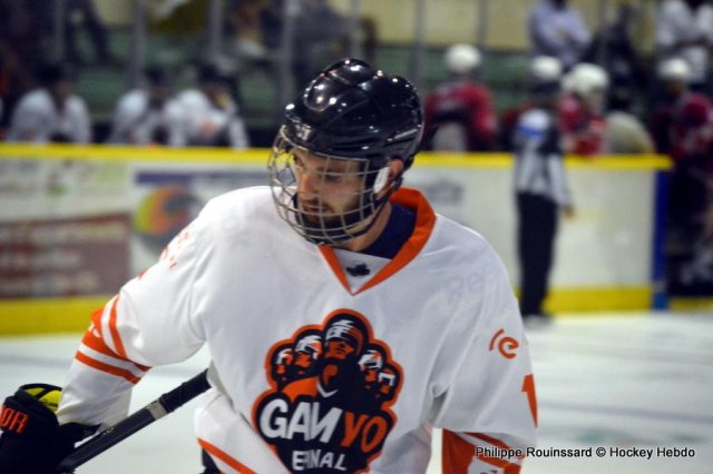 Photo hockey reportage Les Ducs déjouent le Gamyo