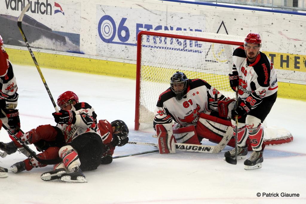 Chamonix / Morzine 5 - 4 Neuilly/Marne