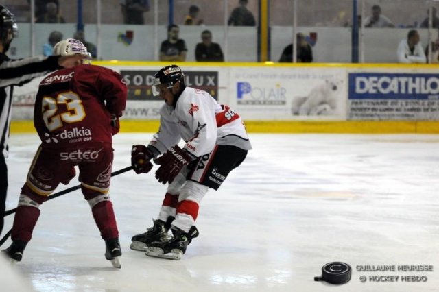 Photo hockey reportage Les premières étoiles pour le DHC.