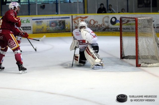Photo hockey reportage Les premières étoiles pour le DHC.