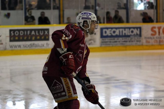 Photo hockey reportage Les premières étoiles pour le DHC.