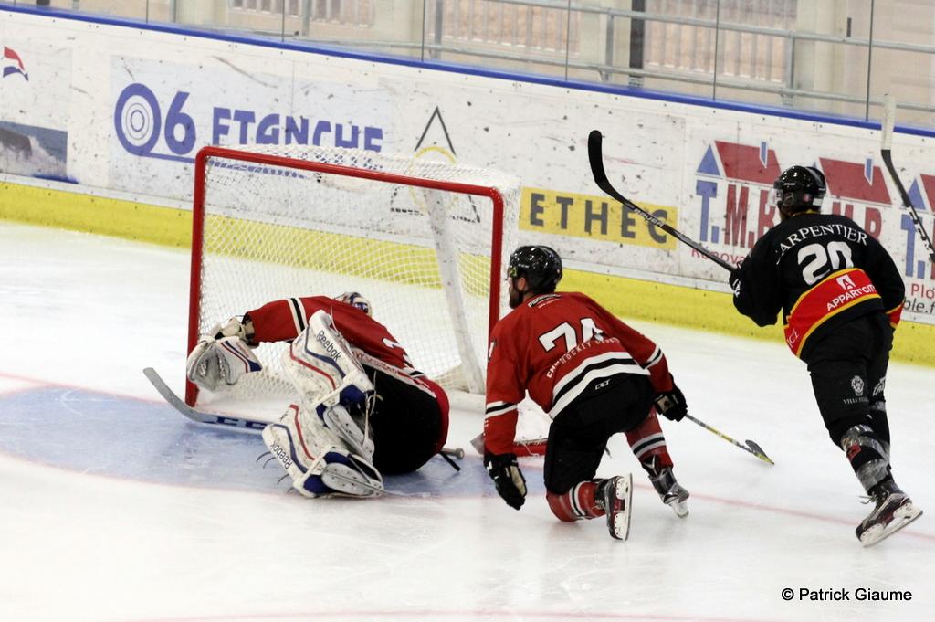 Nice 3 - 2 Chamonix / Morzine