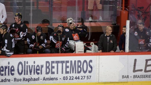 Photo hockey match Amiens  - Angers  le 06/09/2016