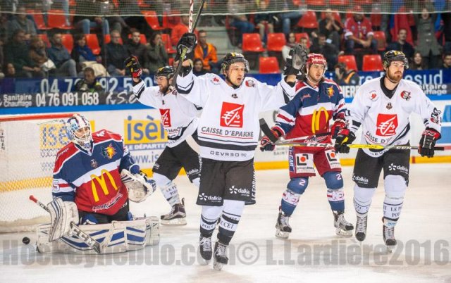 Photo hockey match Grenoble  - Amiens  le 09/10/2016